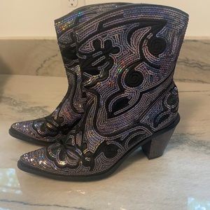 Glitter embroidered cowgirl boots